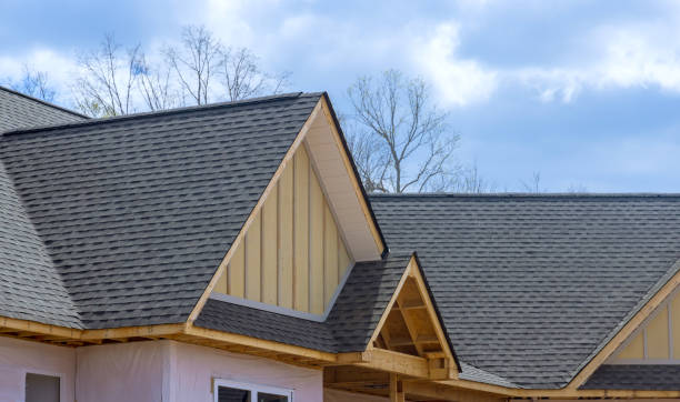 Best Emergency Roof Repair Services  in Mccom, OH